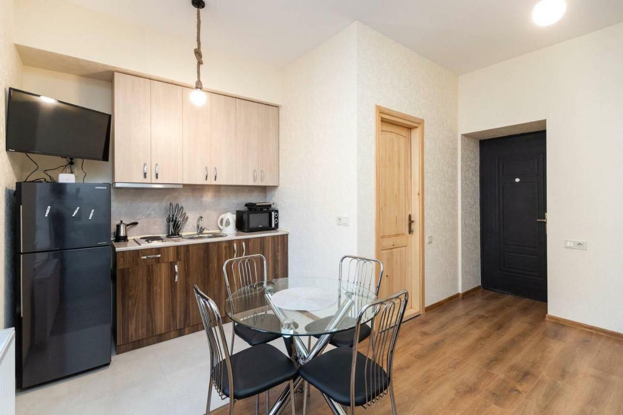 Wehost Stylish Apartment In Old Tiflis Dış mekan fotoğraf