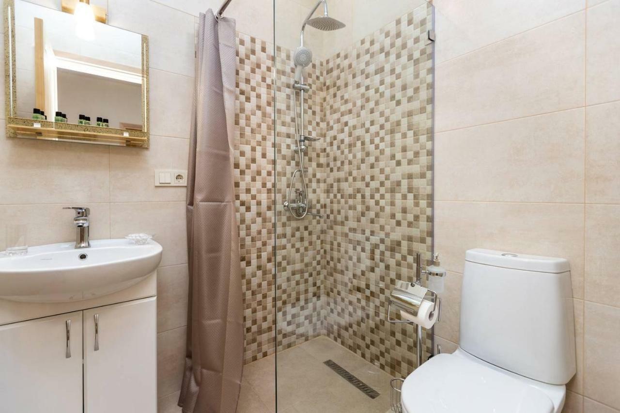 Wehost Stylish Apartment In Old Tiflis Dış mekan fotoğraf
